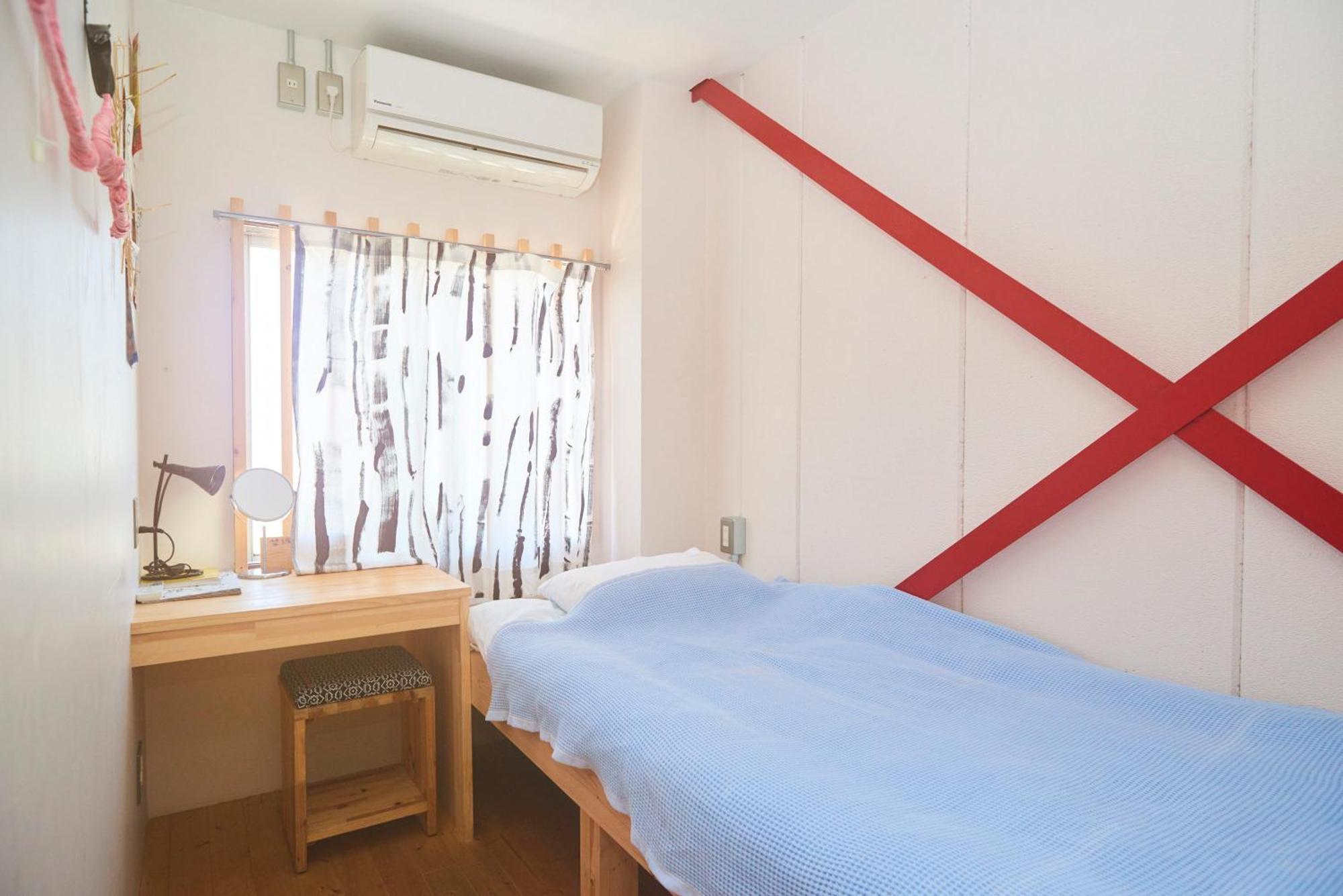 Kamagasaki University Of The Arts Cafe Garden Guest House Aka Cocoroom Osaka Buitenkant foto