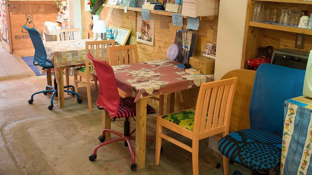 Kamagasaki University Of The Arts Cafe Garden Guest House Aka Cocoroom Osaka Buitenkant foto